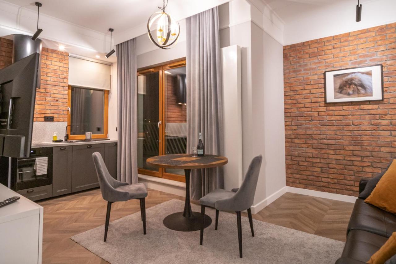 Labo Apartment Metro Mlociny Varsóvia Exterior foto